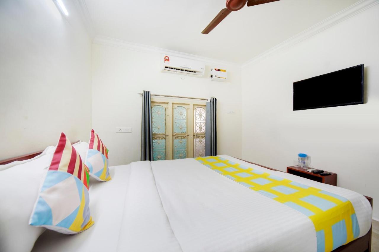 Hotel Yadvik Chennai Exterior foto